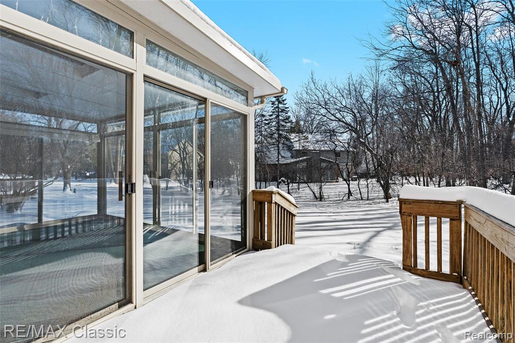 6313 Kiev Street, West Bloomfield, MI 48324 — Photo 39