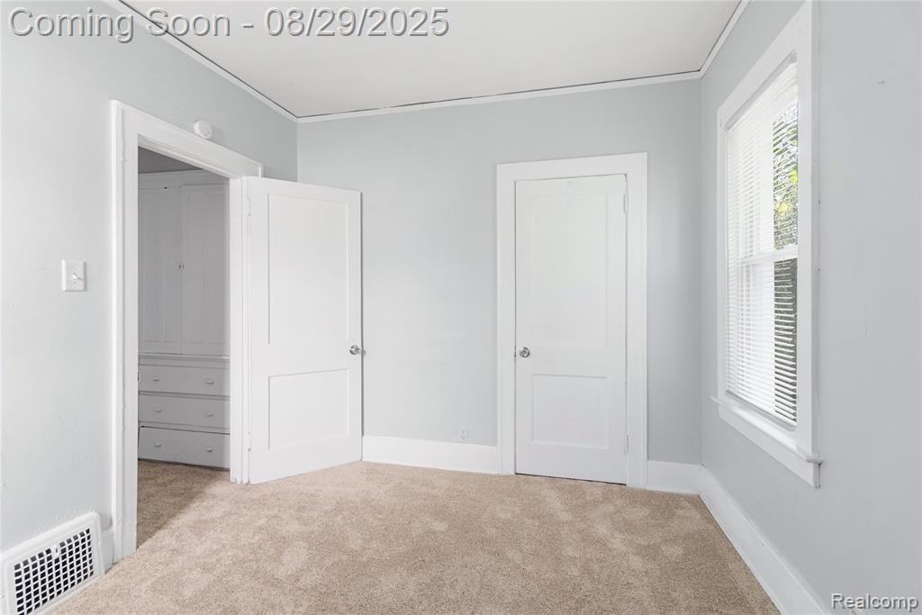 6073/6075 Whitewood Street, Detroit, MI 48210 — Photo 9