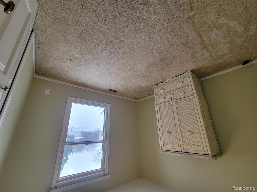 6091 Kings Shire Road, Grand Blanc, MI 48439 — Photo 10