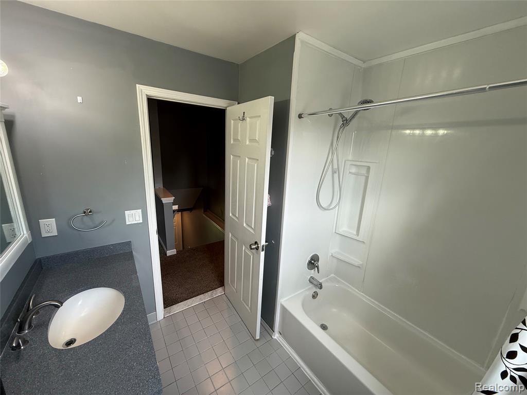 8334 McKinley, Center Line, MI 48015 — Photo 25