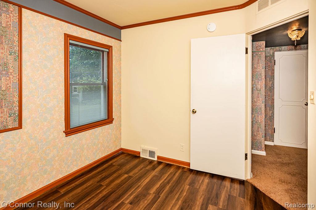 1342 Minnesota Avenue, Marysville, MI 48040 — Photo 13