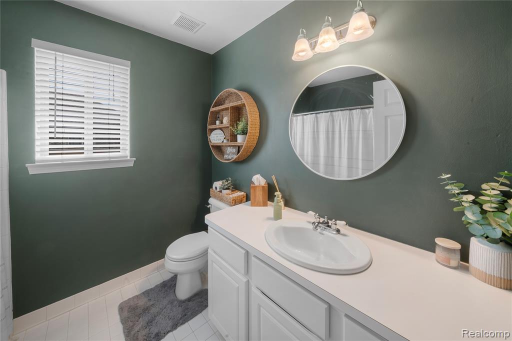 46173 Rocker Drive, Macomb, MI 48044 — Photo 15