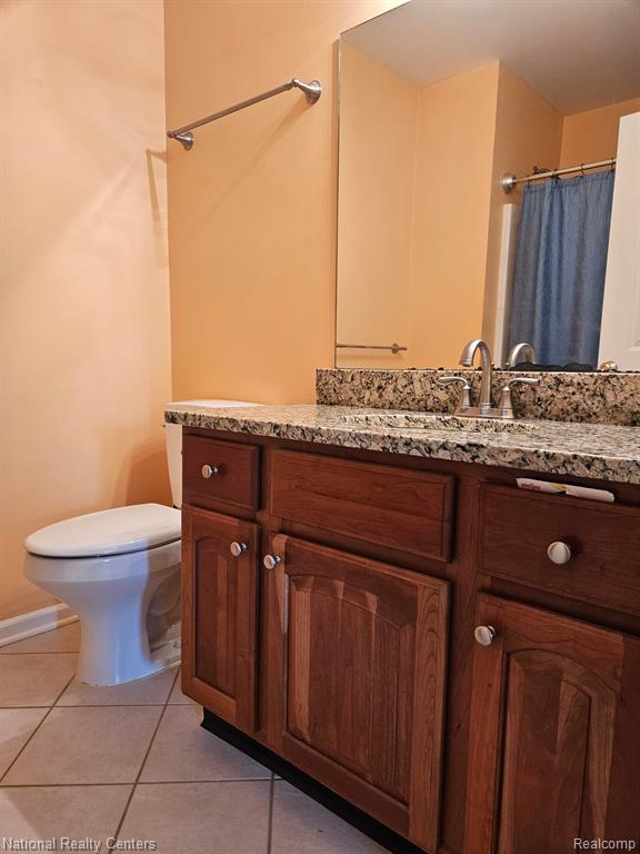 2860 S KNIGHTSBRIDGE Circle, Ann Arbor, MI 48105 — Photo 17
