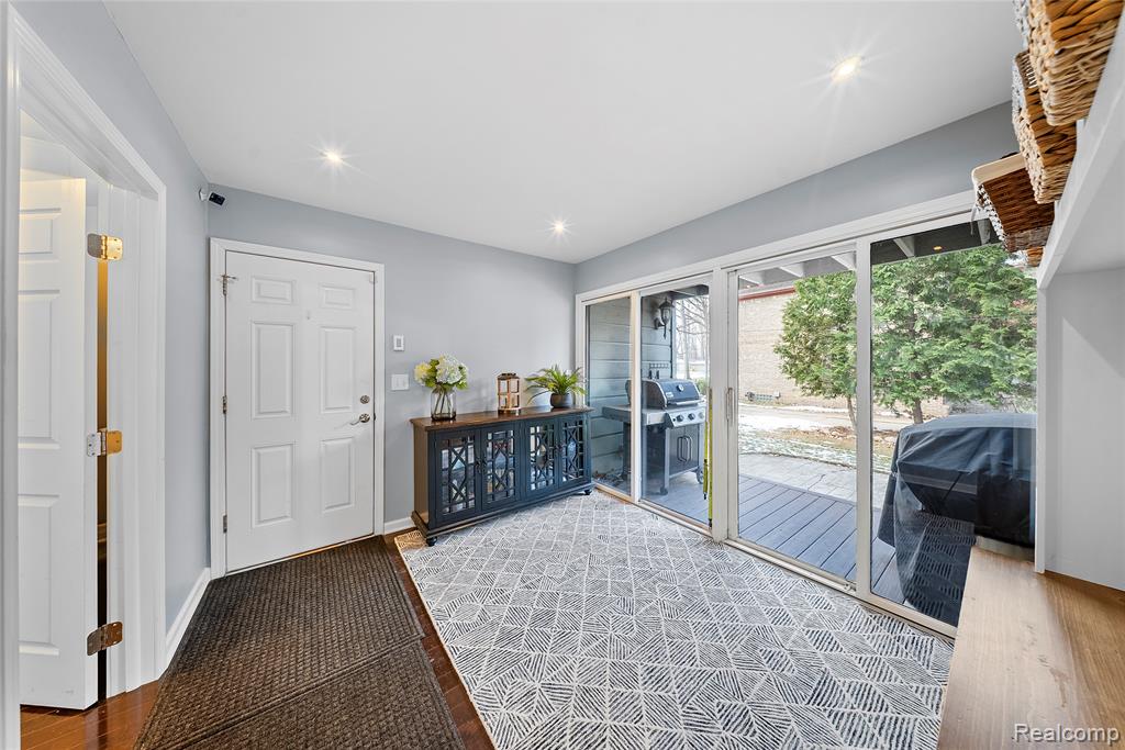 8538 Island Boulevard, Grosse Ile, MI 48138 — Photo 15