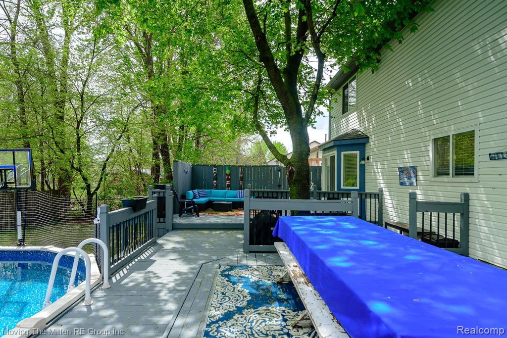 7231 AMANDA Drive, Belleville, MI 48111 — Photo 40