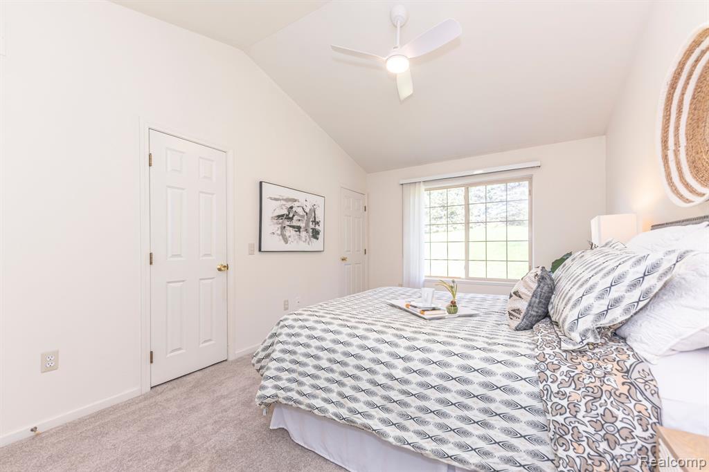 4036 BOULDER POND Drive, 15, Ann Arbor, MI 48108 — Photo 37