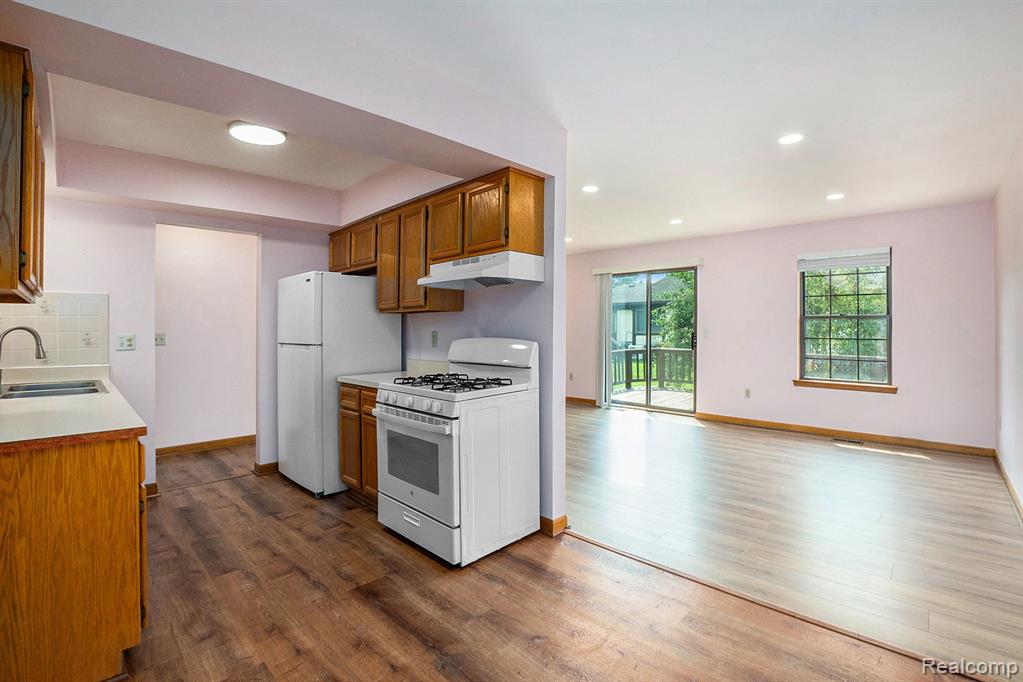 5434 Bowden Court, Warren, MI 48091 — Photo 8