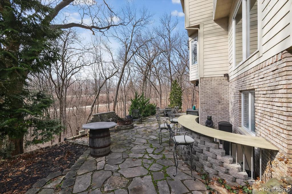 10384 Overhill Drive, Brighton, MI 48114 — Photo 45