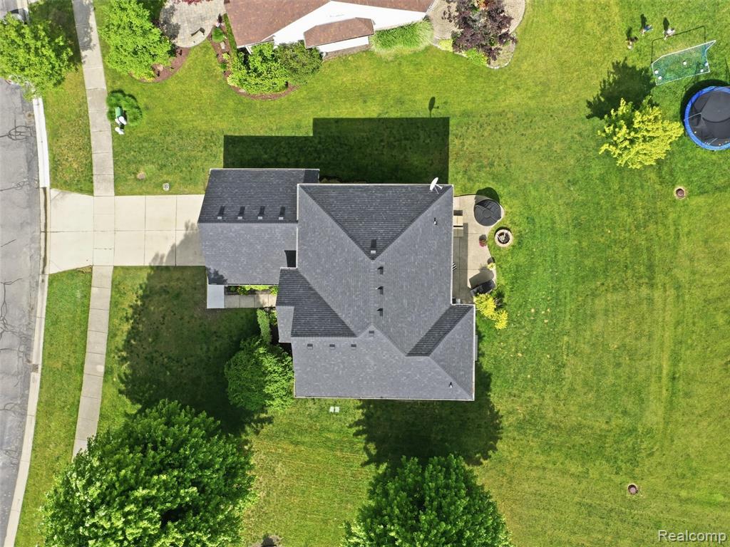 23621 Crescent Ridge Drive, New Boston, MI 48164 — Photo 41