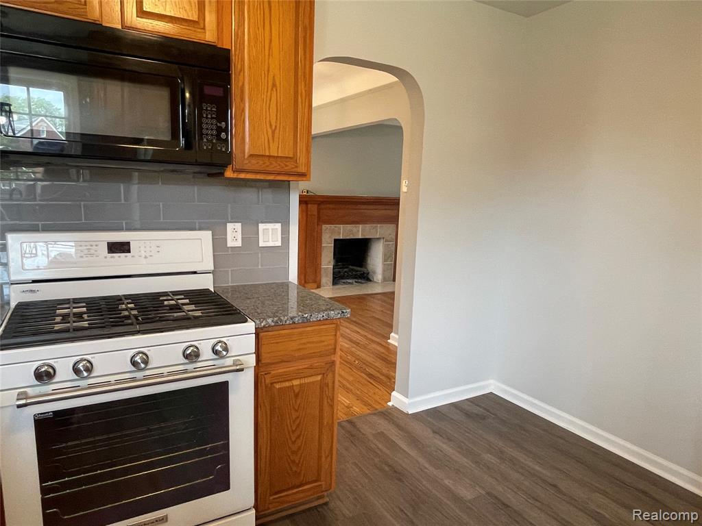 13203 Chestnut Street, Southgate, MI 48195 — Photo 12