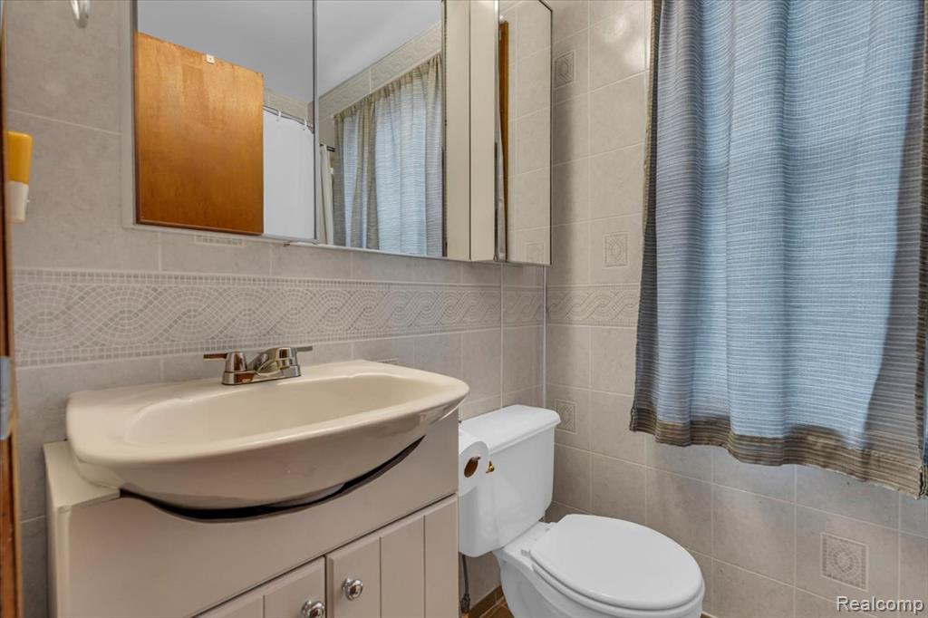 727 W 4th Street, Monroe, MI 48161 — Photo 12