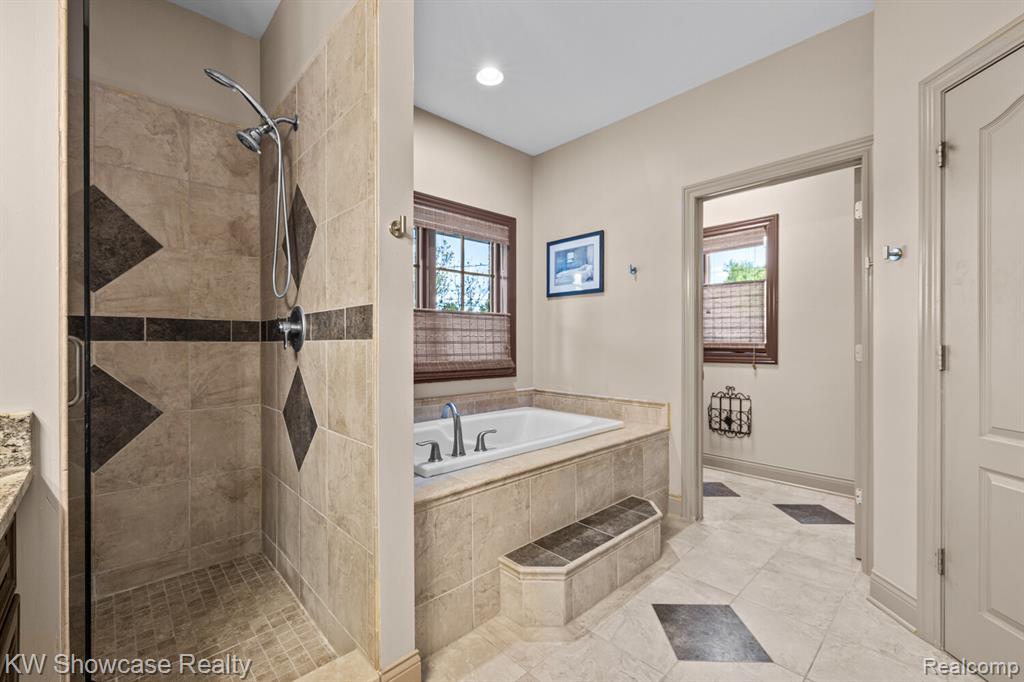 3348 Kingsway Drive, Highland, MI 48356 — Photo 24