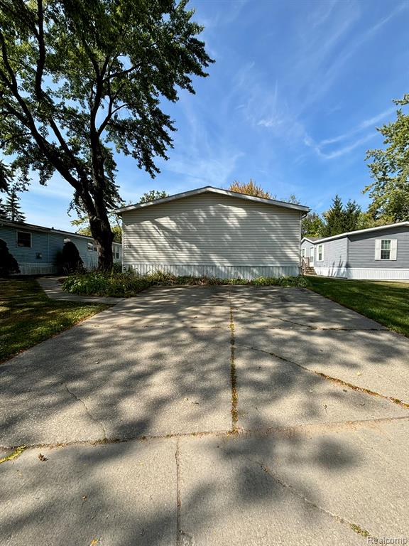 4041 #176 Grange Hall Road, Holly, MI 48442 — Photo 5