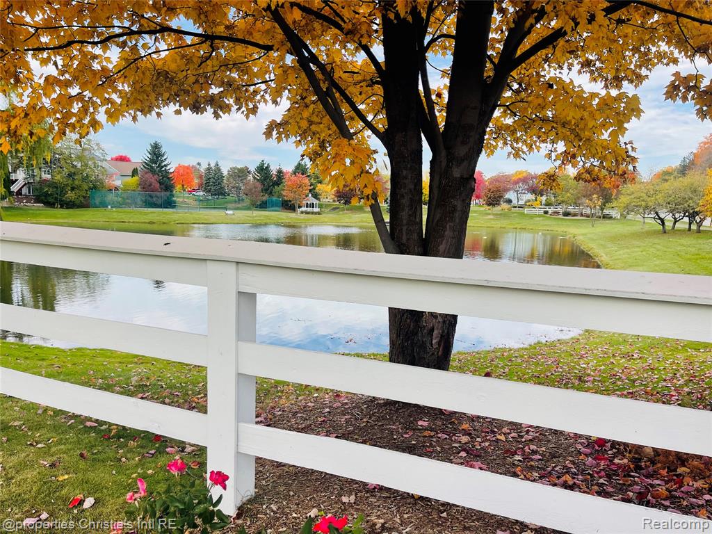 852 Linden Way, Auburn Hills, MI 48326 — Photo 51