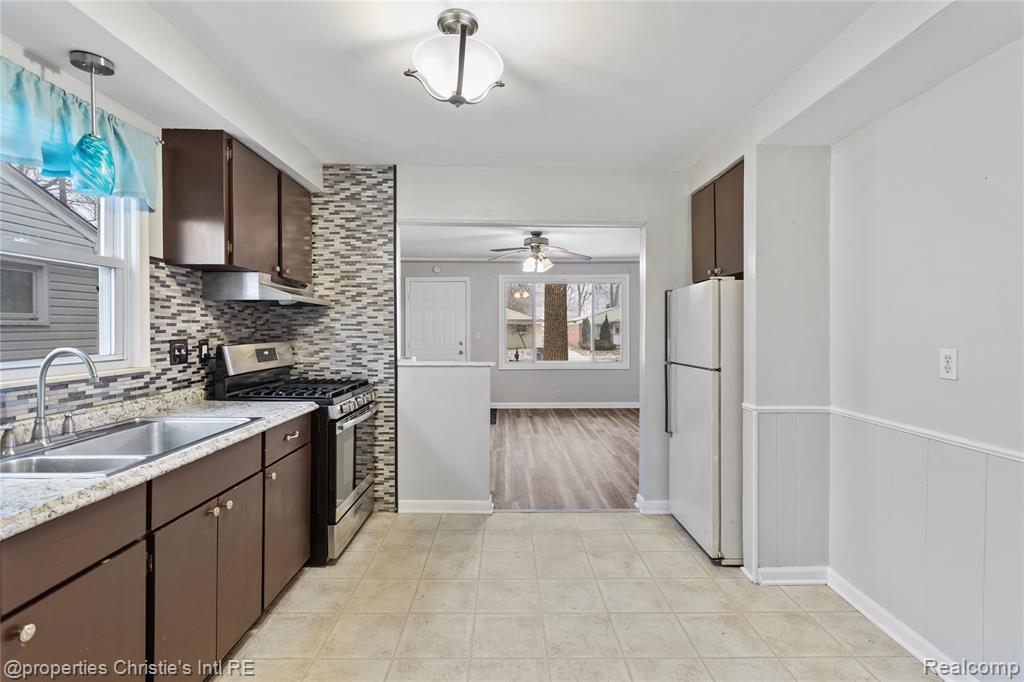 6027 Wilmer Street, Westland, MI — Photo 6