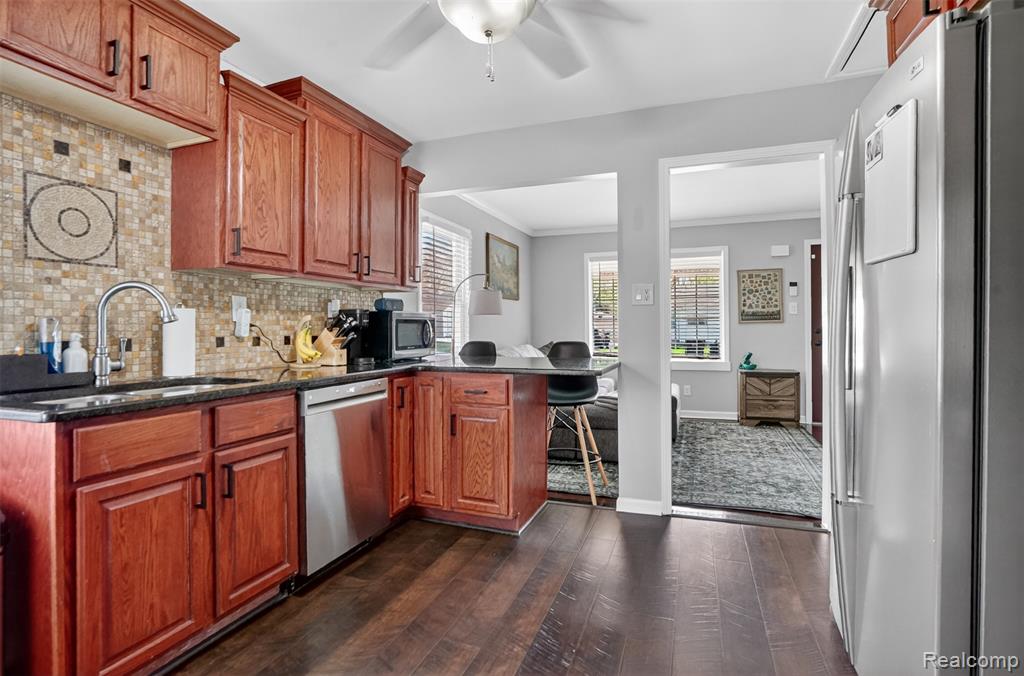 27709 Dartmouth Street, Madison Heights, MI 48071 — Photo 6