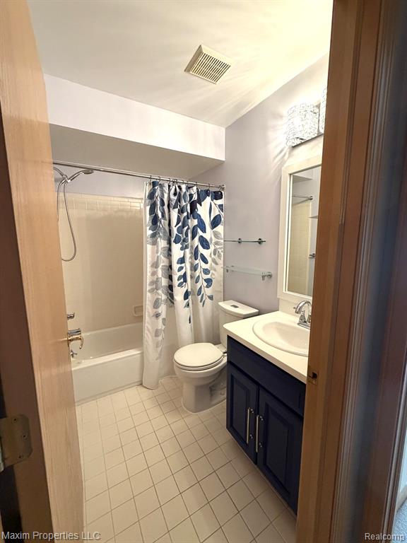 4460 Spruce Court, 135, Warren, MI 48092 — Photo 23