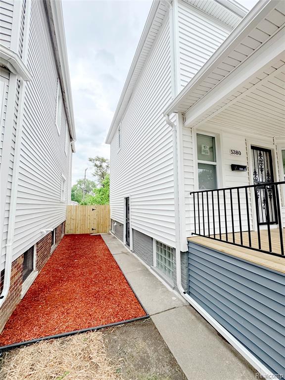 5380 Seminole Street, Detroit, MI 48213 — Photo 9