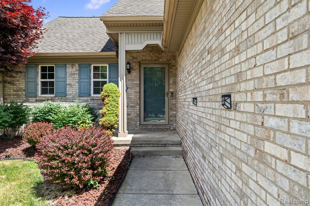 8249 Clocktower Court, Romulus, MI 48174 — Photo 4