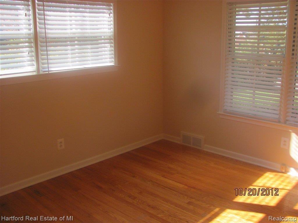 4975 Inkster Road, Bloomfield Hills, MI 48302 — Photo 7