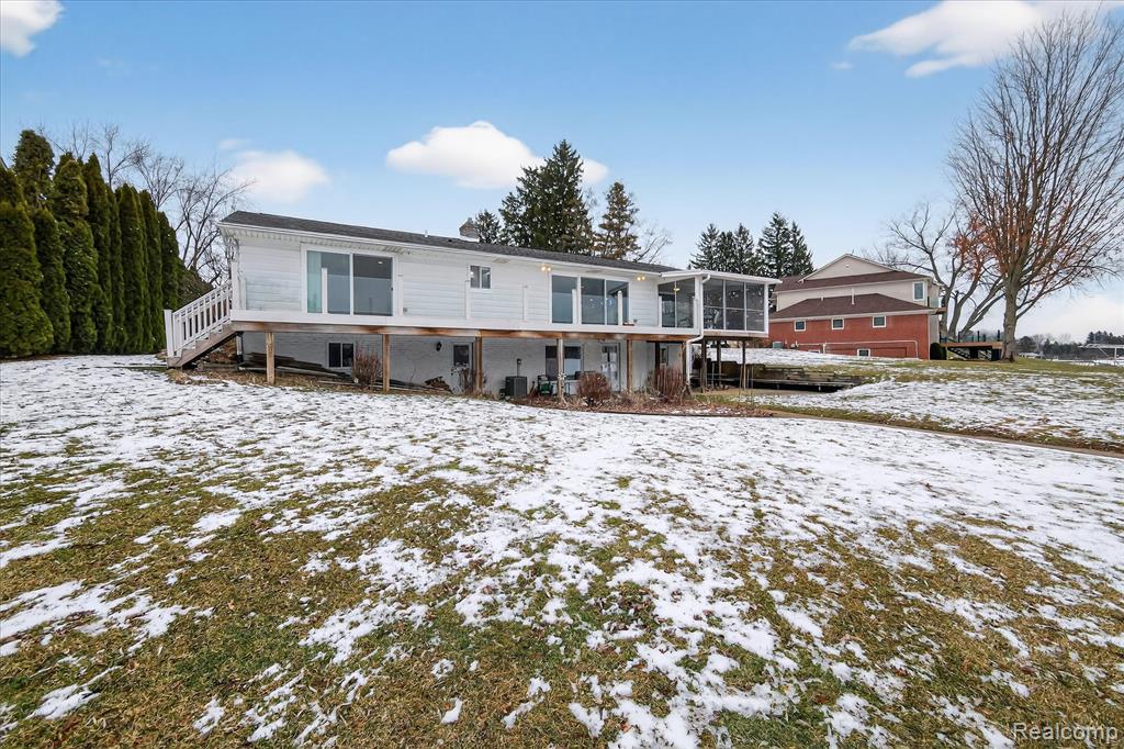 5124 Driftwood Drive, Commerce Twp, MI 48382 — Photo 41
