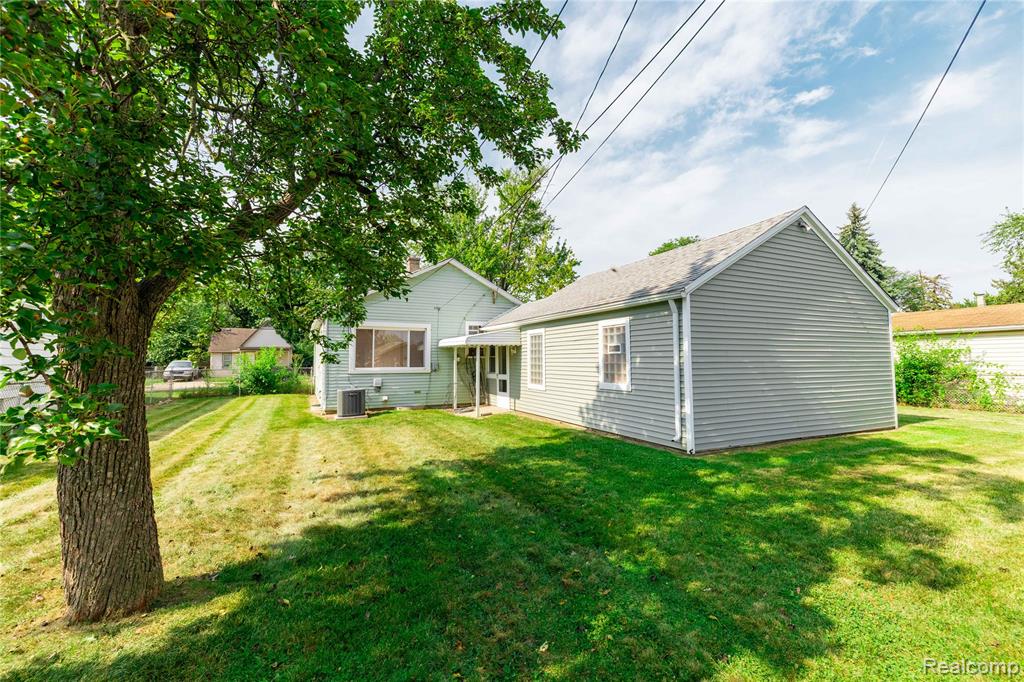 714 Park Avenue, Lincoln Park, MI 48146 — Photo 34