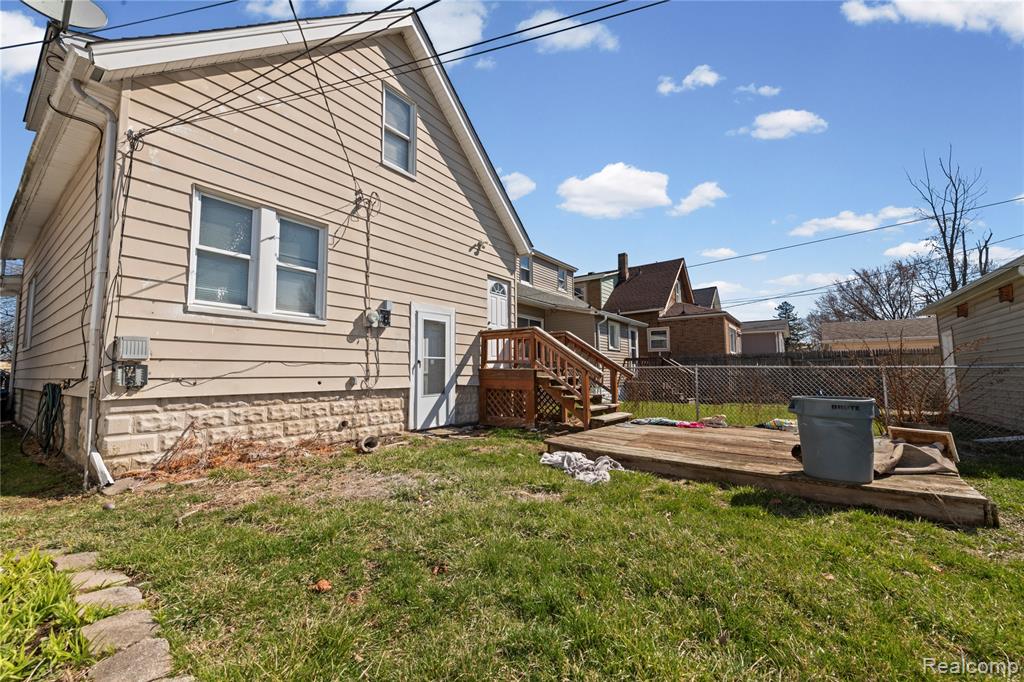 705 Cleophus Parkway, Lincoln Park, MI 48146 — Photo 3