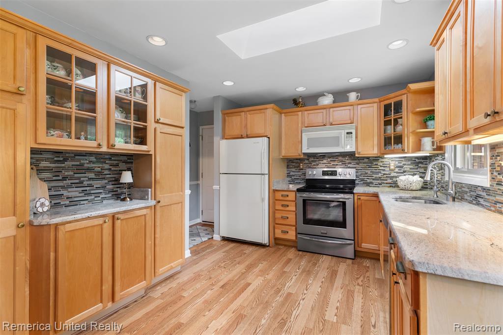 8763 Bishop Road, Brighton, MI 48116 — Photo 5