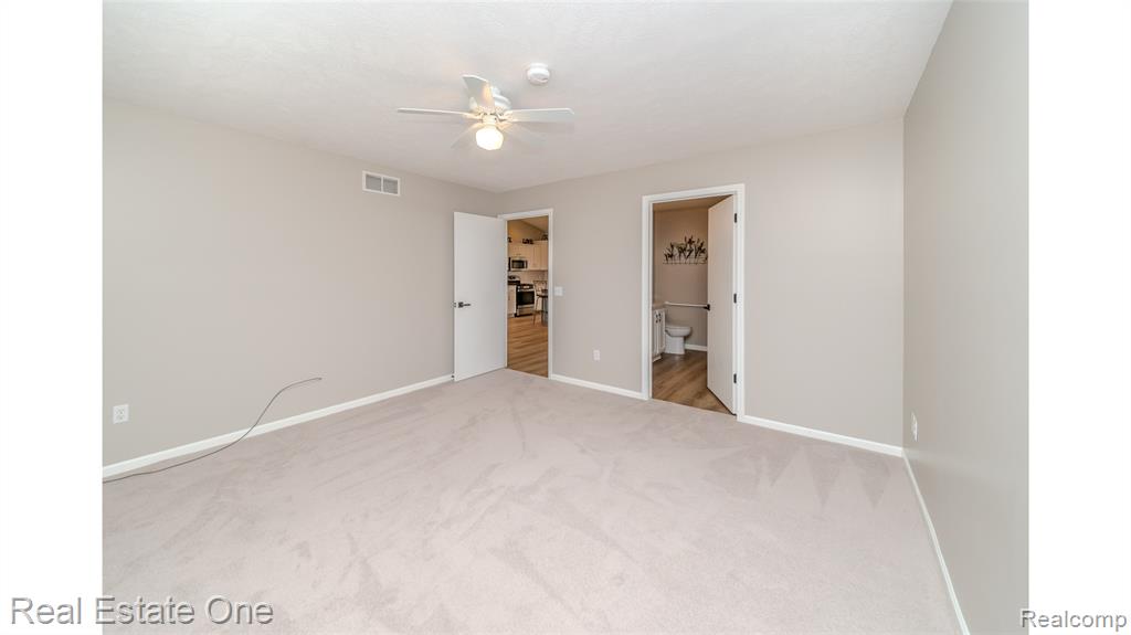 981 Amber View Drive SW, Byron Center, MI 49315 — Photo 14