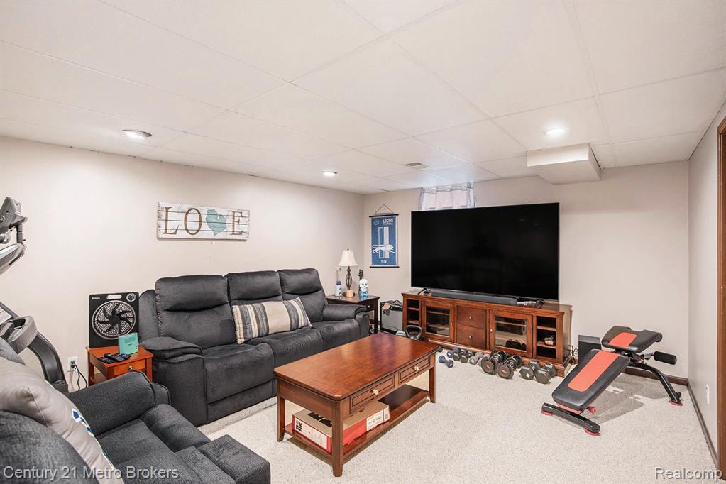 9024 Woodridge Drive, Davison, MI 48423 — Photo 30