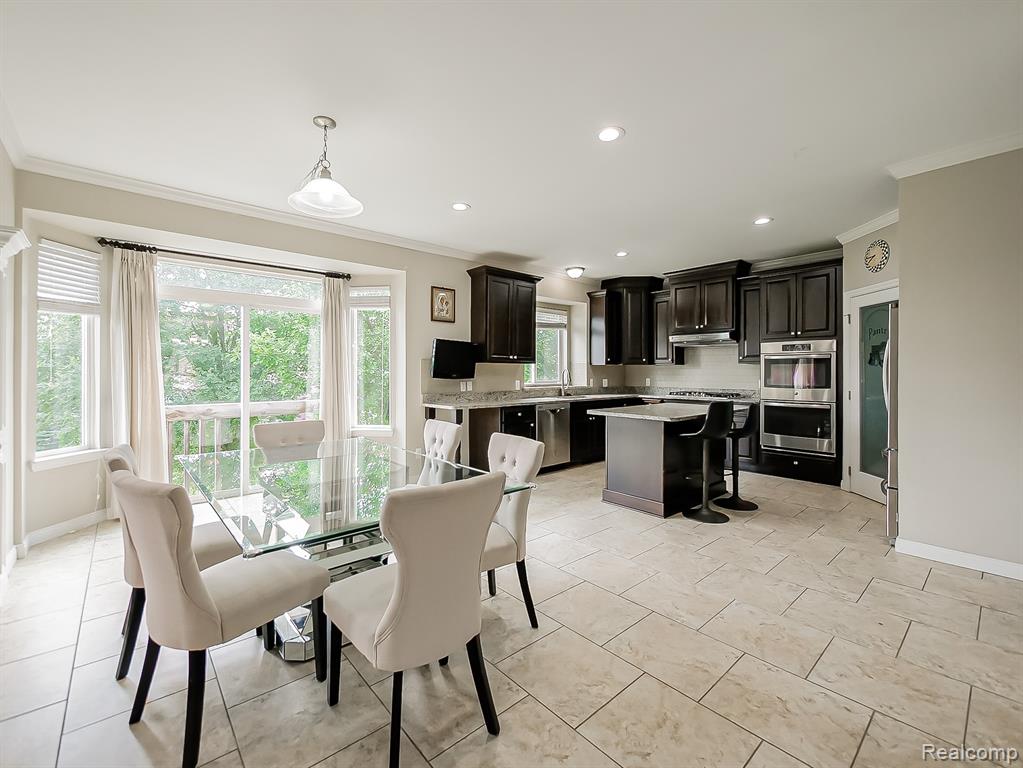 6960 Norway Drive, Troy, MI 48085 — Photo 10