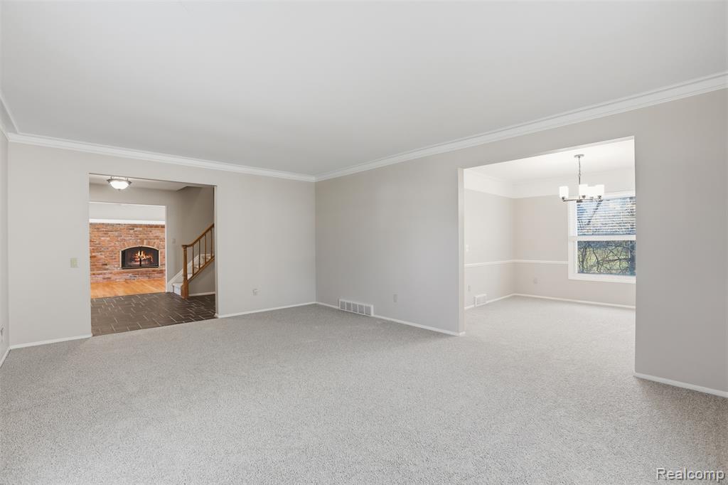 5972 Barnstable Court, West Bloomfield, MI — Photo 8