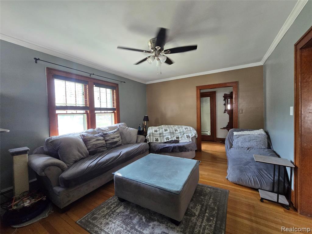 22911 Maple Avenue, Farmington, MI 48336 — Photo 8