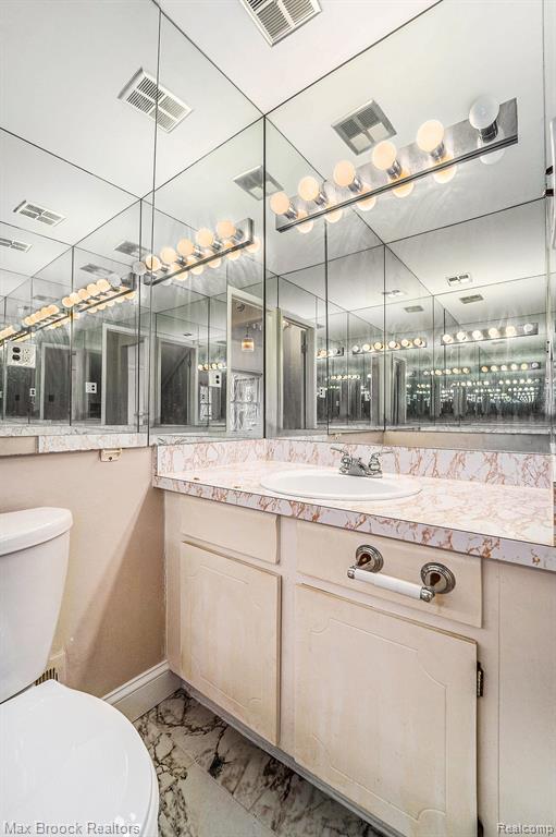 5005 CROOKS Road, 38, Royal Oak, MI 48073 — Photo 9