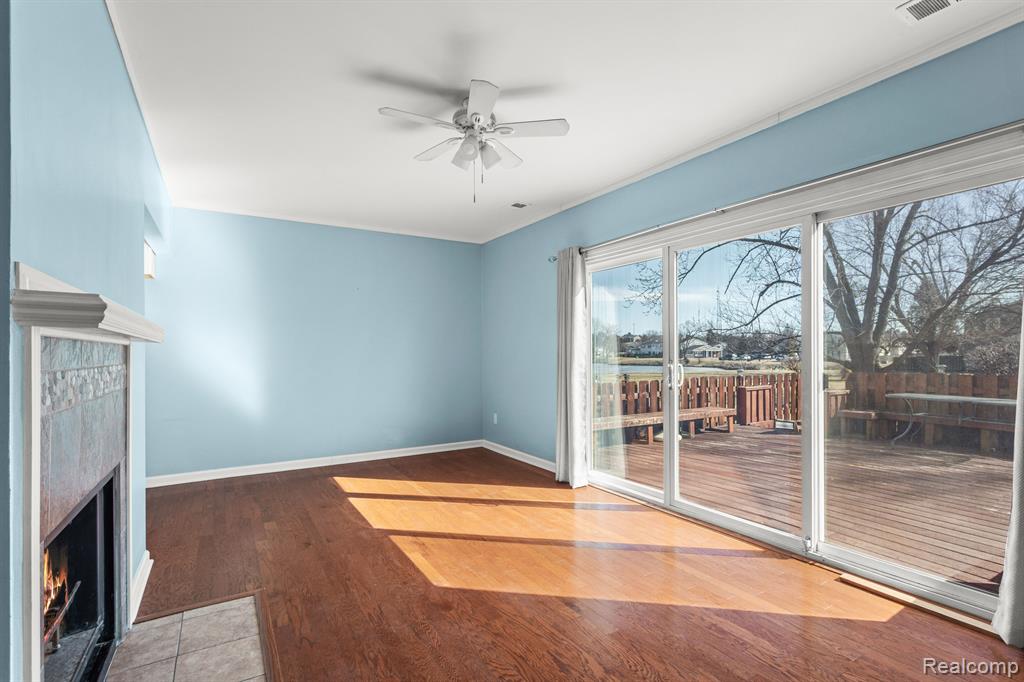 19708 DEARBORN Court, Northville, MI 48167 — Photo 17