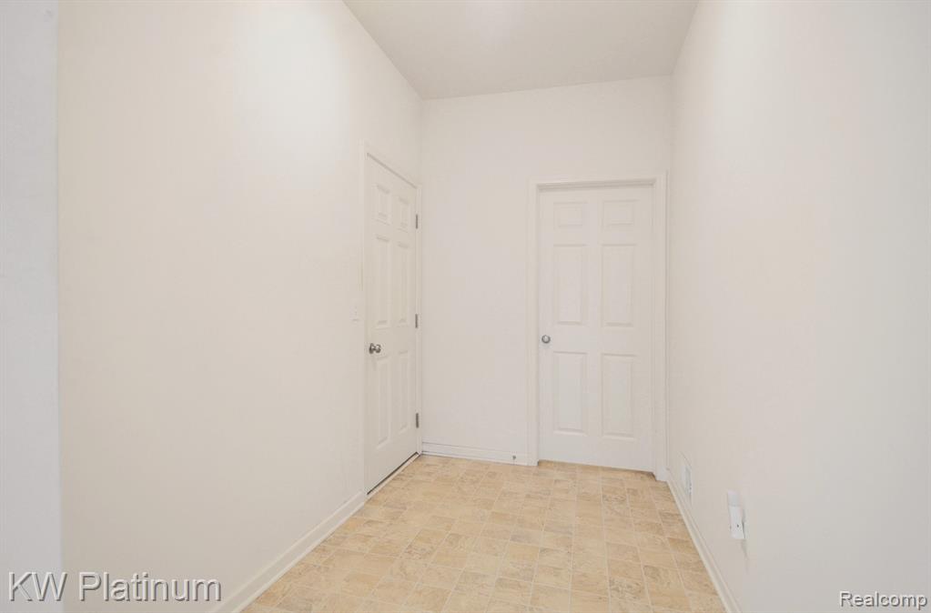 55321 Demaret Drive, Macomb, MI 48042 — Photo 31