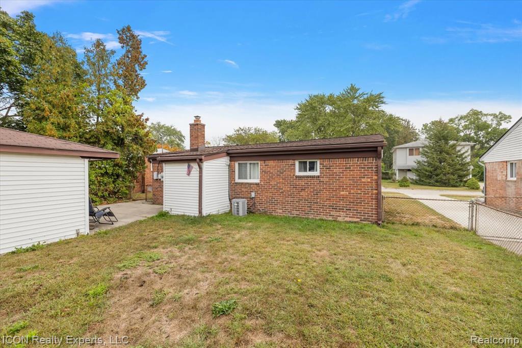 5118 Michael Street, Dearborn Heights, MI 48125 — Photo 5