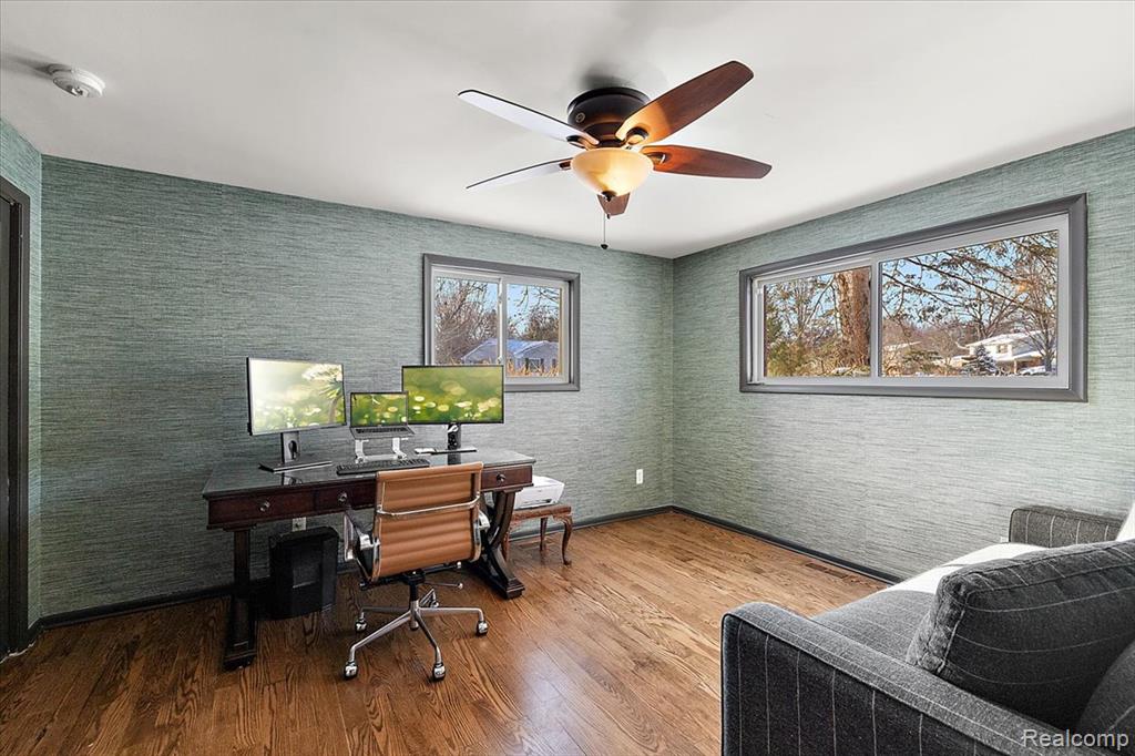 5193 Kellen Lane, Bloomfield Hills, MI 48302 — Photo 19