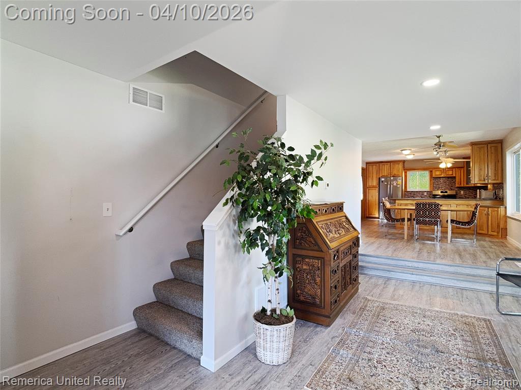 16431 Oak Hill Drive, Fenton, MI 48430 — Photo 38