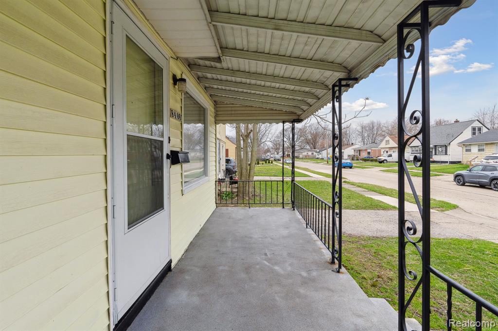 8468 LOZIER Avenue, Warren, MI 48089 — Photo 5