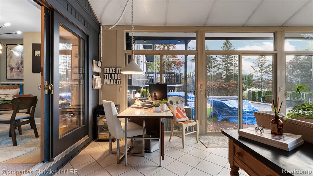 4301 Heatherwood Drive, Milford, MI 48381 — Photo 13