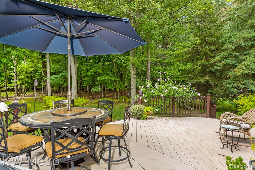 635 Timberline Drive, Rochester Hills, MI 48309 — Photo 45