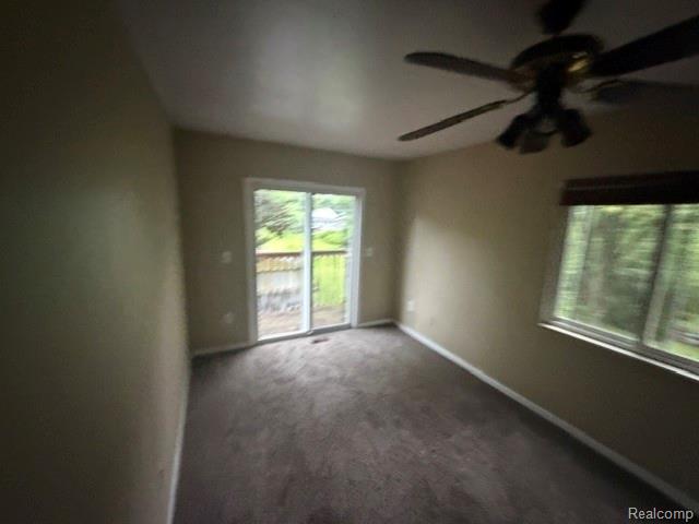 571 Cristy Avenue, Waterford, MI 48328 — Photo 16