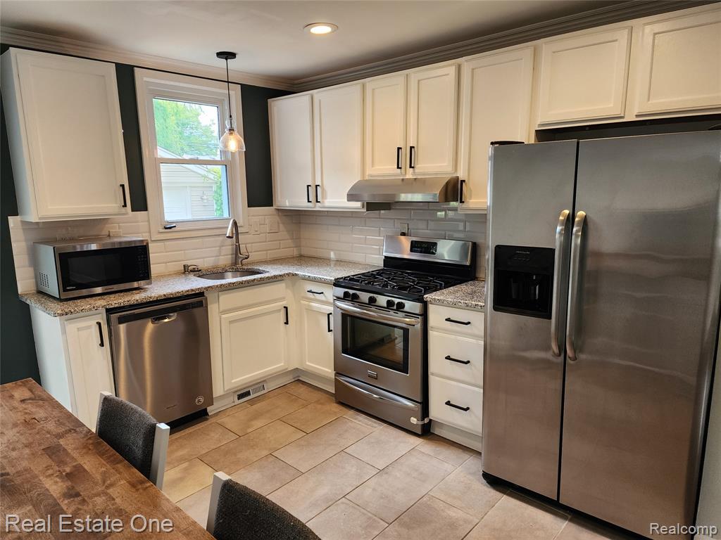 3659 Ellwood Avenue, Berkley, MI 48072 — Photo 6
