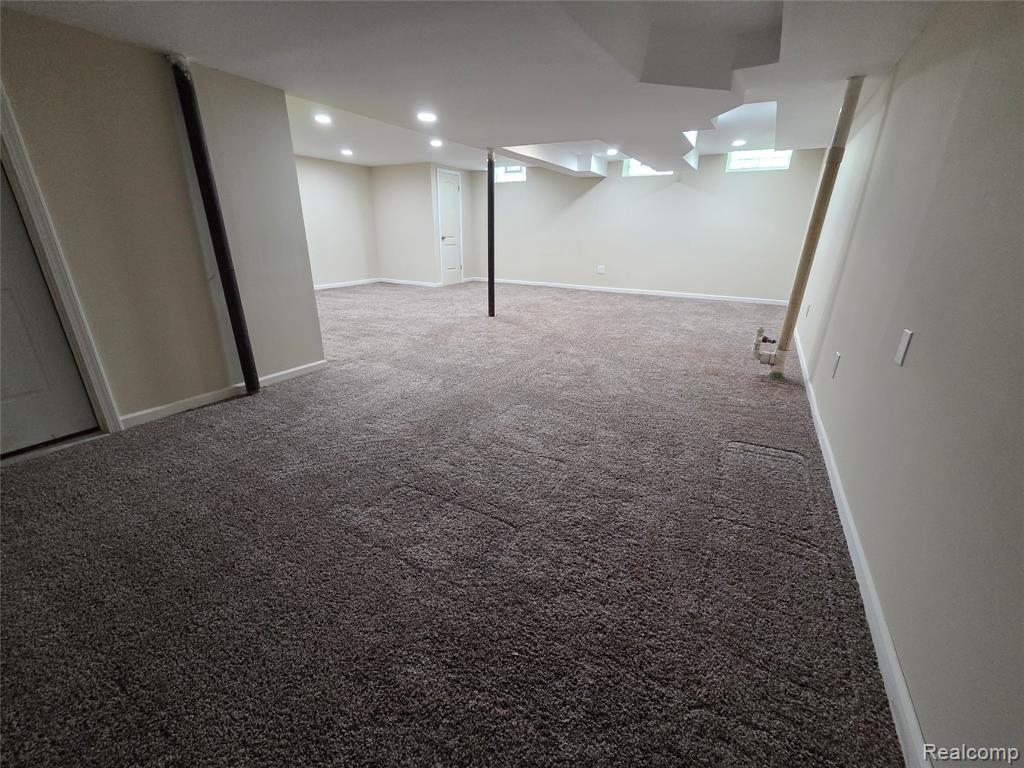 6076 Glen Eagles Drive, West Bloomfield, MI 48323 — Photo 45