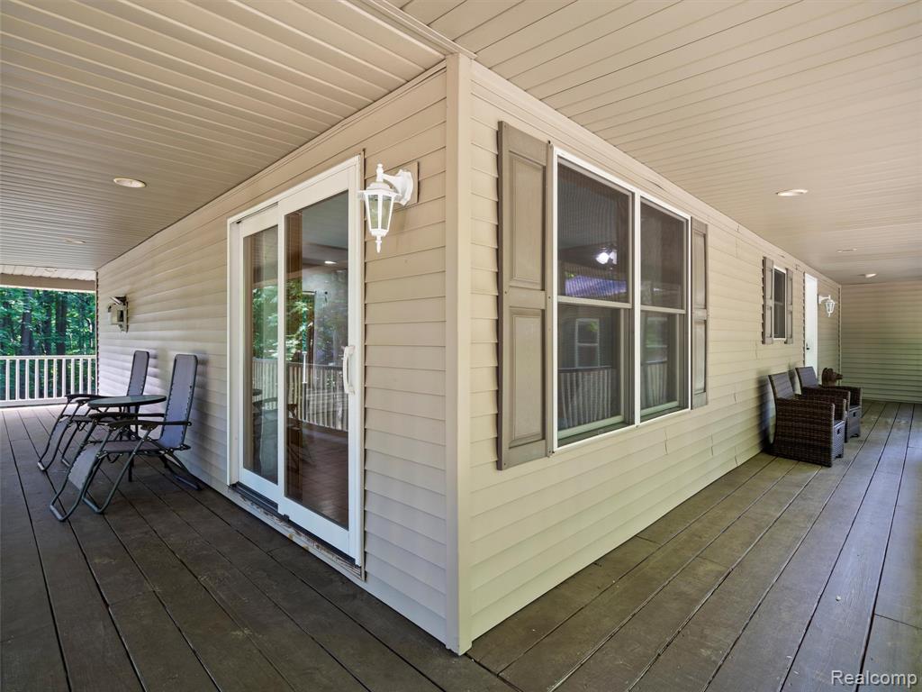 9480 Hartland Road, Fenton, MI 48430 — Photo 53