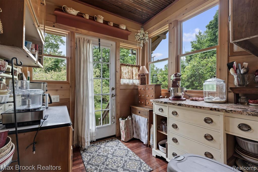 516 S Laurel Street, Royal Oak, MI 48067 — Photo 35