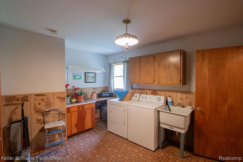 53330 SCHOENHERR Road, Shelby Twp, MI 48315 — Photo 21
