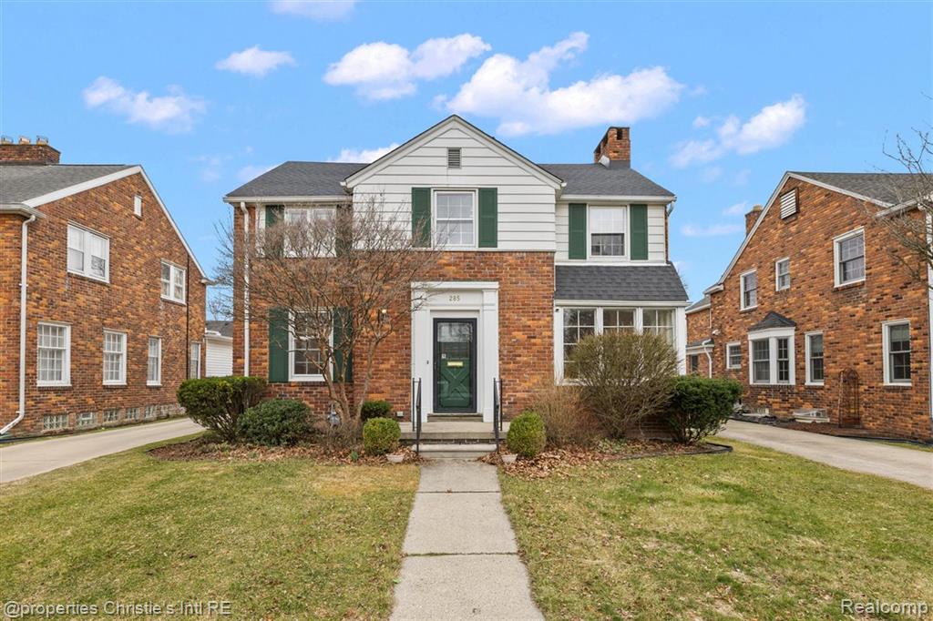 285 McMillan Road, Grosse Pointe Farms, MI 48236 — front exterior