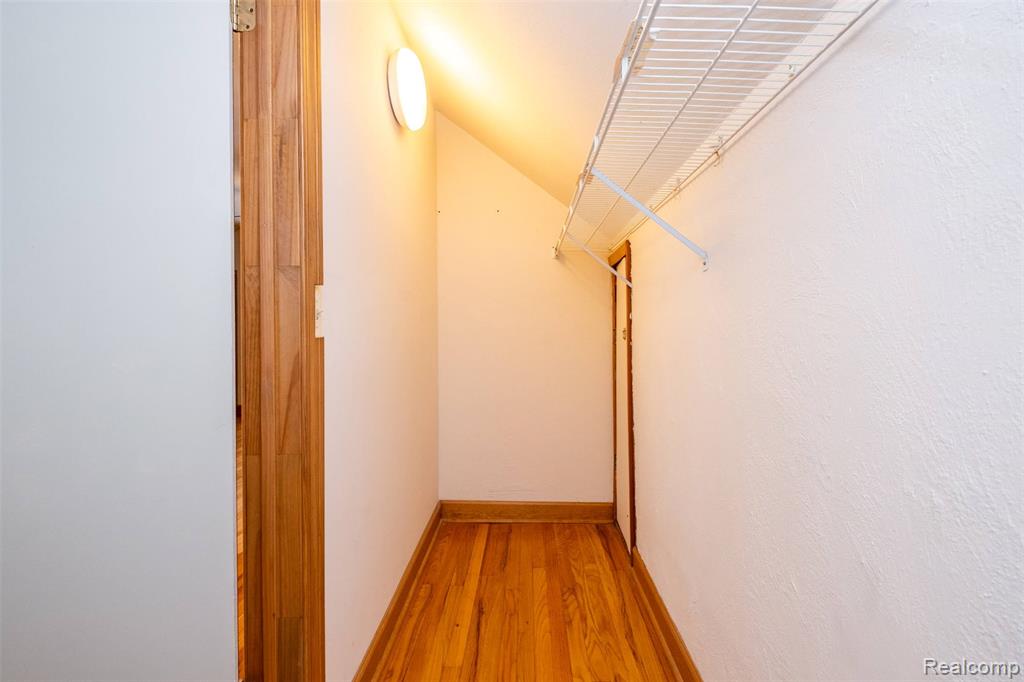 807 Vermont Avenue, Royal Oak, MI 48067 — Photo 29